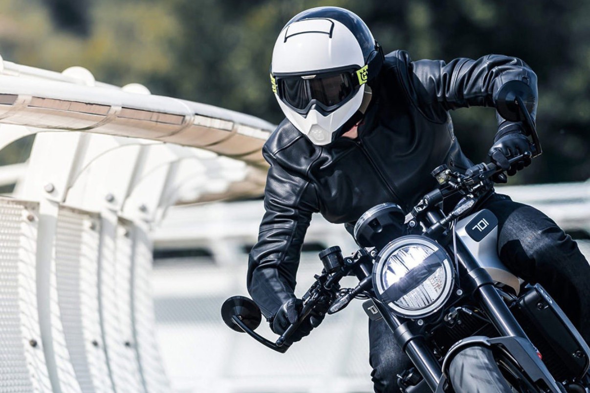 What Is the Best Motorcycle Helmet
